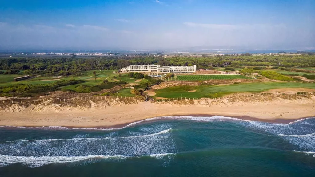 07e4a2ce-d81b-4e59-9571-f53e967d88d2_16-9-discover-aspect-ratio_default_0